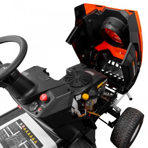 Tractor de Tuns Gazon RURIS RX Explorer 1500 M 15 CP Tractor de Tuns Gazon RURIS RX Explorer 1500 M 15 CP