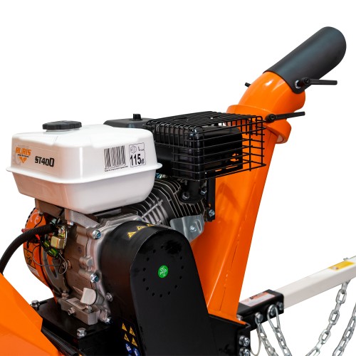 Tocator de crengi si resturi vegetale Ruris ST400